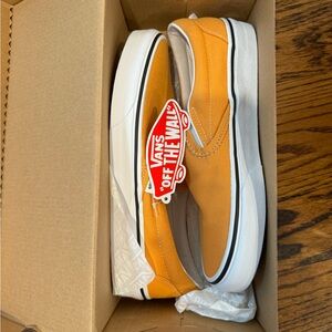 NWT Vans Classic Slip On Golden Nugget